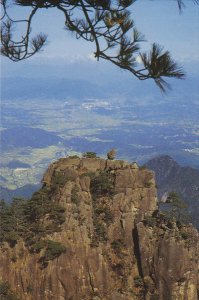 Grand View Monkey Gazing At Sea Of Mount Huangshan Anhui China