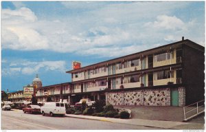 Exterior,Crest Motor Inn,Victoria,B.C.,Canada,40-60s