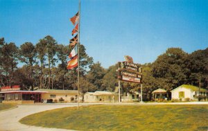 Gulfport Mississippi Colonial Court Vintage Postcard AA57250 