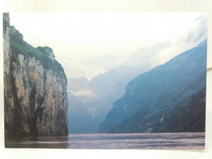 Three Gorges of the Yangtze River Xilingxia Gorge Hubei China Vtg Postcard 1994