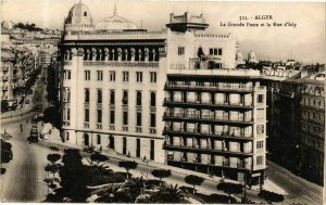 CPA AK Algérie-Alger-La Grande Poste et la Rue d'Isly (236710)