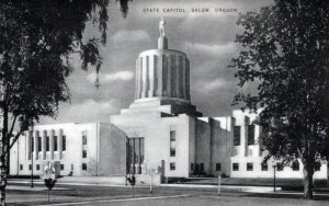 VINTAGE POSTCARD OREGON'S STATE CAPITOL BUILDING AT SALEM c. 1950