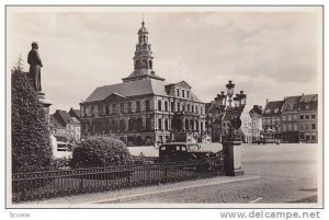 RP, Stadhuis Met Standbeeld Minckelers, Maastricht (Limburg), Netherlands, 19...