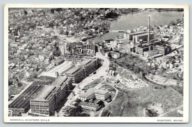 Sanford Maine~Birdseye Goodall Sanford Factory Mills~Homes~Downtown~1940s B&W