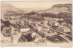 LA BOURBOULE, Puy-de-Dome, France; Vue prise du Rocher de la Bouboule, 00-10s