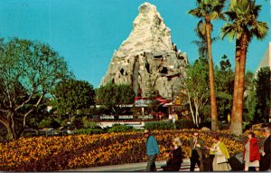 California Anaheim Disneyland Matterhorn Mountain