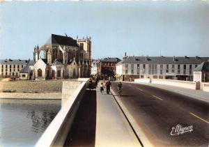 BR28224 Montereau le pont et l eglise france