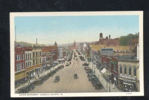 COUNCIL BLUFFS IOWA DOWNTOWN BROADWAY STREET SCENE VINTAGE POSTCARD