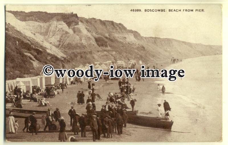 tp0580 - Dorset - Boscombe Beach & Bathing Huts c1916, from Pier - Postcard