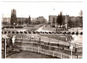 Real Photo, Die Schandmauer, Berlin, Germany, Wall of Shame