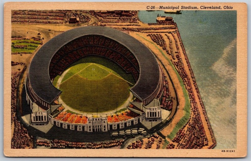 Vtg Cleveland Ohio Municipal Stadium Indians Baseball 1940s Linen View Postcard