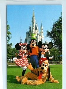 Postcard - Hosts of the Kingdom - Walt Disney World - Orlando, Florida 