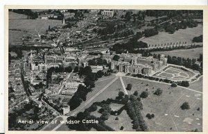 Berkshire Postcard - Aerial View of Windsor Castle   A3879