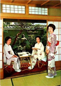 Kyoto, Japan THREE SISTERS~INN RAKUTOSO Kikue~Sadako~Terumi Yamada 4X6 Postcard