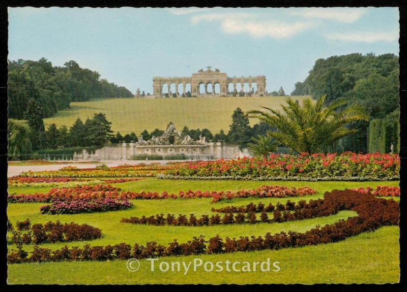 Wien, Schonbrunn, Neptunbrunnen und Gloriette