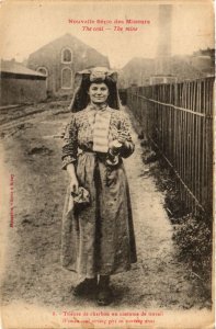 CPA Nouvelle Série des Mineurs Triéuse de charbon costume de travail (976573)