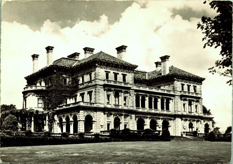 RPPC The Breakers Cornelius Vanderbilt Residence Newport RI Real Photo Postcard