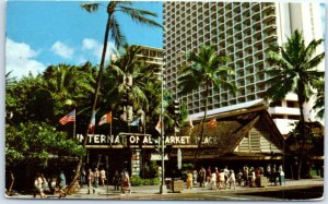 Postcard - Kalakaua Avenue, Waikiki - Honolulu, Hawaii