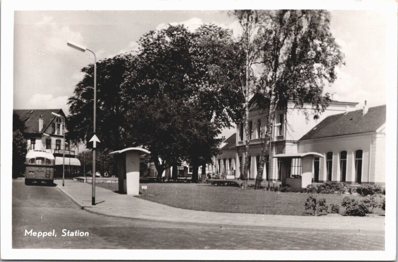 Netherlands Meppel Station RPPC 09.08