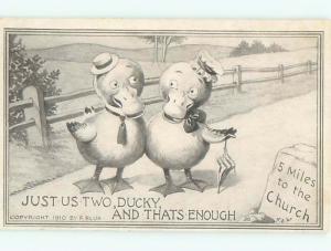 Pre-Linen HUMANIZE DUCKS WEARING HATS WITH UMBRELLA AC5816