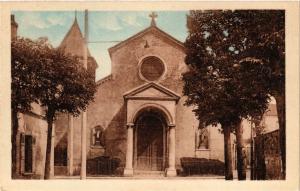 CPA  Noisy-le-Sec (Seine) - Eglise Sainr-Etienne et Rue de Chálons  (296363)