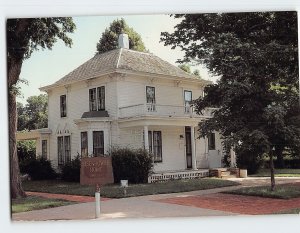 Postcard Eisenhower Home & Museum Abilene Kansas USA