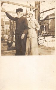 H58/ Interesting Real Photo RPPC Postcard c1910 Chicken Farmer Cage 32