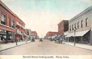 Perry Iowa looking South on Second Street antique pc DD7340