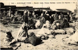 CPA AK Scenes et Types Marche arabe Femme Djebalas TUNISIA (973787)