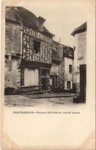 CPA CHATEAUDUN - Maison XVI siécle rue St-Lubin (33684)