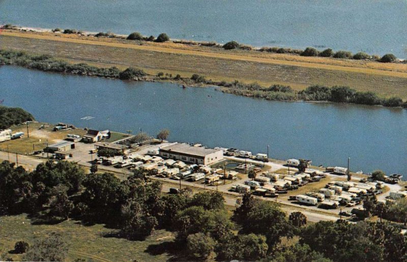 Okeechobee Florida Fijian Trailer Parl Birdseye View Vintage Postcard KK1233