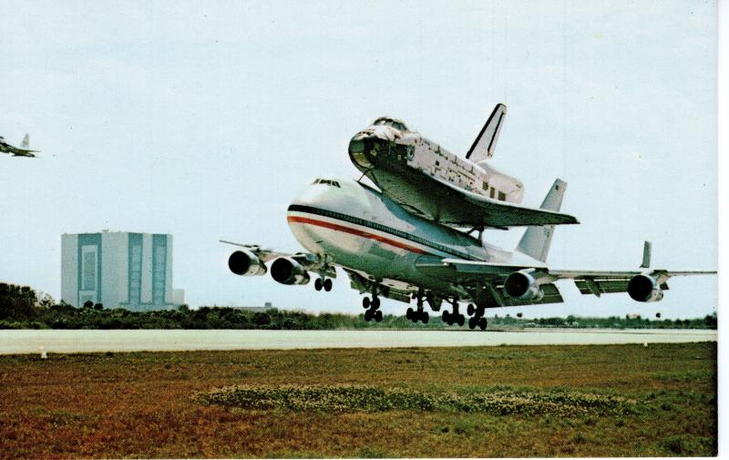 US    PC2273   SPACE SHUTTLE COLUMBIA AND NASA 747 TOUCHDOWN