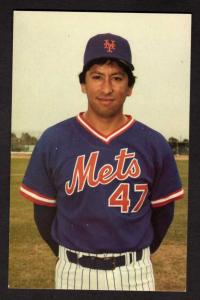 Jesse Orosco autographed baseball card New York Mets 1982 Donruss baseball  card #646
