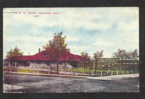 IRONWOOD MICHIGAN  CNW RAILROAD WISCONSIN CENTRAL TRAIN DEPOT STATION POSTCARD