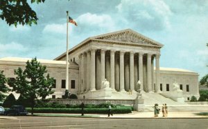 Washington D. C. - U.S. States Supreme Court near US Capitol Vintage Postcard