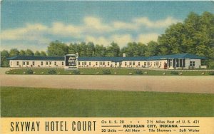 Michigan City Indiana Skyway Hotel Court roadside Teich linen Postcard 21-6059