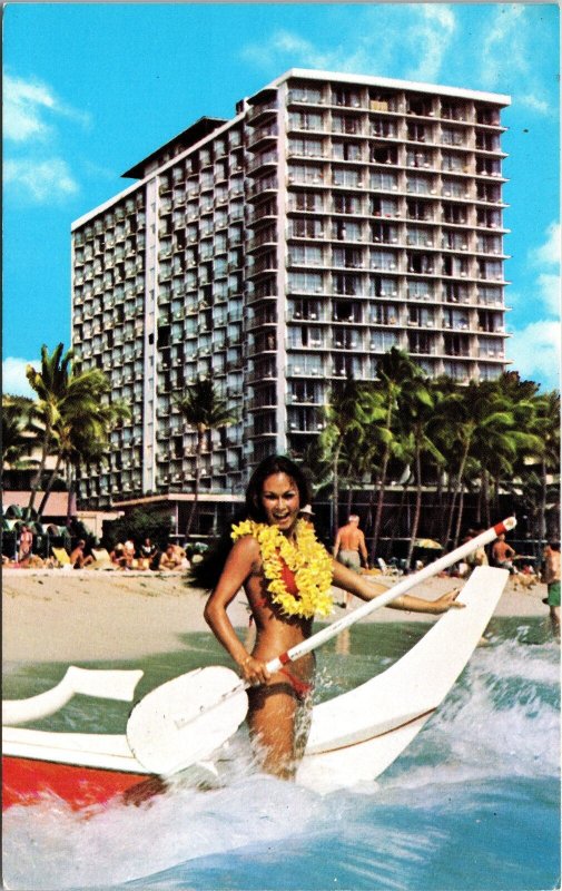 VINTAGE POSTCARD THE OUTRIGGER HOTEL LOCATED ON THE BEACH AT WAIKIKI HAWAII