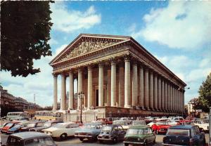 BR3740 Paris L eglise de la madeleine ceinture de ses colonnes france