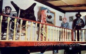 Dogpatch Exhibits - Lake Ozark, Missouri MO Postcard