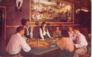 Covered Wagon Room HAROLDS CLUB Roulette Reno, NV Casino 1953 Vintage Postcard