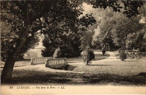 CPA Luxeuil-les-Bains vue dans le parc (1273620)