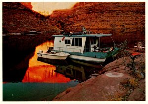 Arizona Lake Powell Houseboat At Cedar Canyon