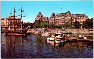 VINTAGE POSTCARD THE EMPRESS HOTEL AT VICTORIA BRITISH COLUMBIA CANADA