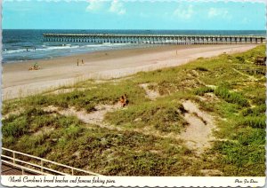 CONTINENTAL SIZE POSTCARD STRETCH OF NORTH CAROLINA BEACH c. 1970s SERRATED