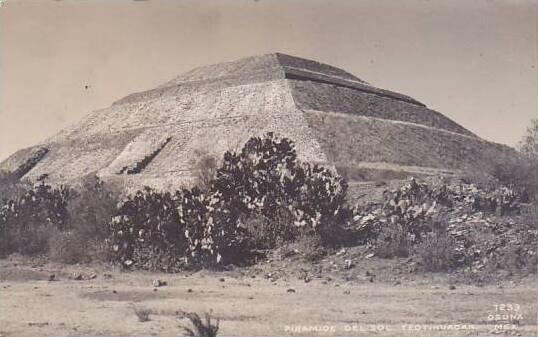 Mexico Teotihuacan Piramide Del Sol Real Photo