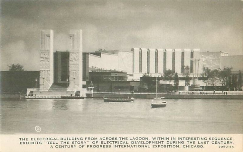1933 Chicago Expo Court of Electrical Building Across Lagoon B&W Postcard Unused