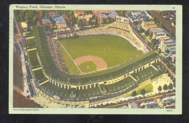 CHICAGO CUBS WRIGLEY FIELD BASEBALL STADIUM 1951 MLB VINTAGE POSTCARD
