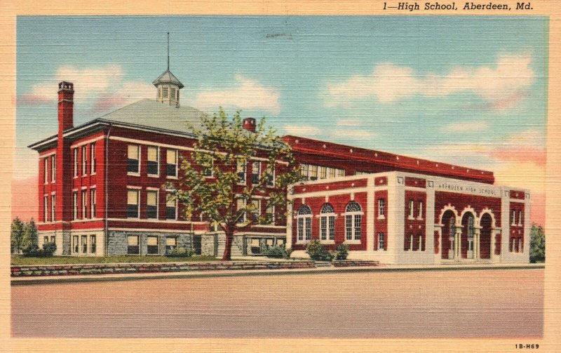 Aberdeen MD-Maryland, Front View of High School Building, Vintage Postcard