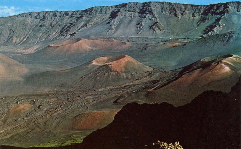 HI - Puu O Pele, Kamaolii & Kaluu O Ka Oo Volcanic Craters