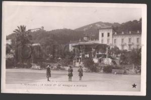 114002 France BEAULIEU La Place et le Kiosque a Musique Old PC